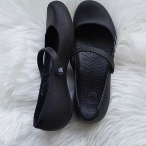 crocs slippers
